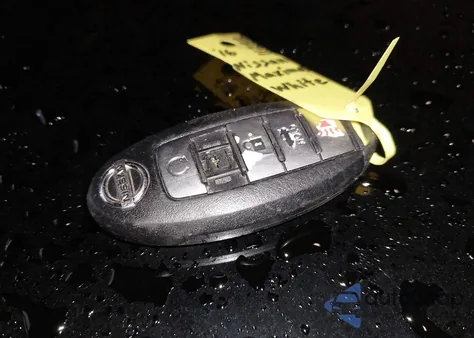 2016 Nissan Maxima 3.5 Platinum z USA, uszkodzony, nr VIN 1N4AA6AP3GC415375